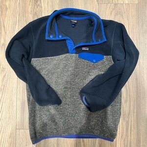 Patagonia Kids Blue and Gray Crewneck Jacket